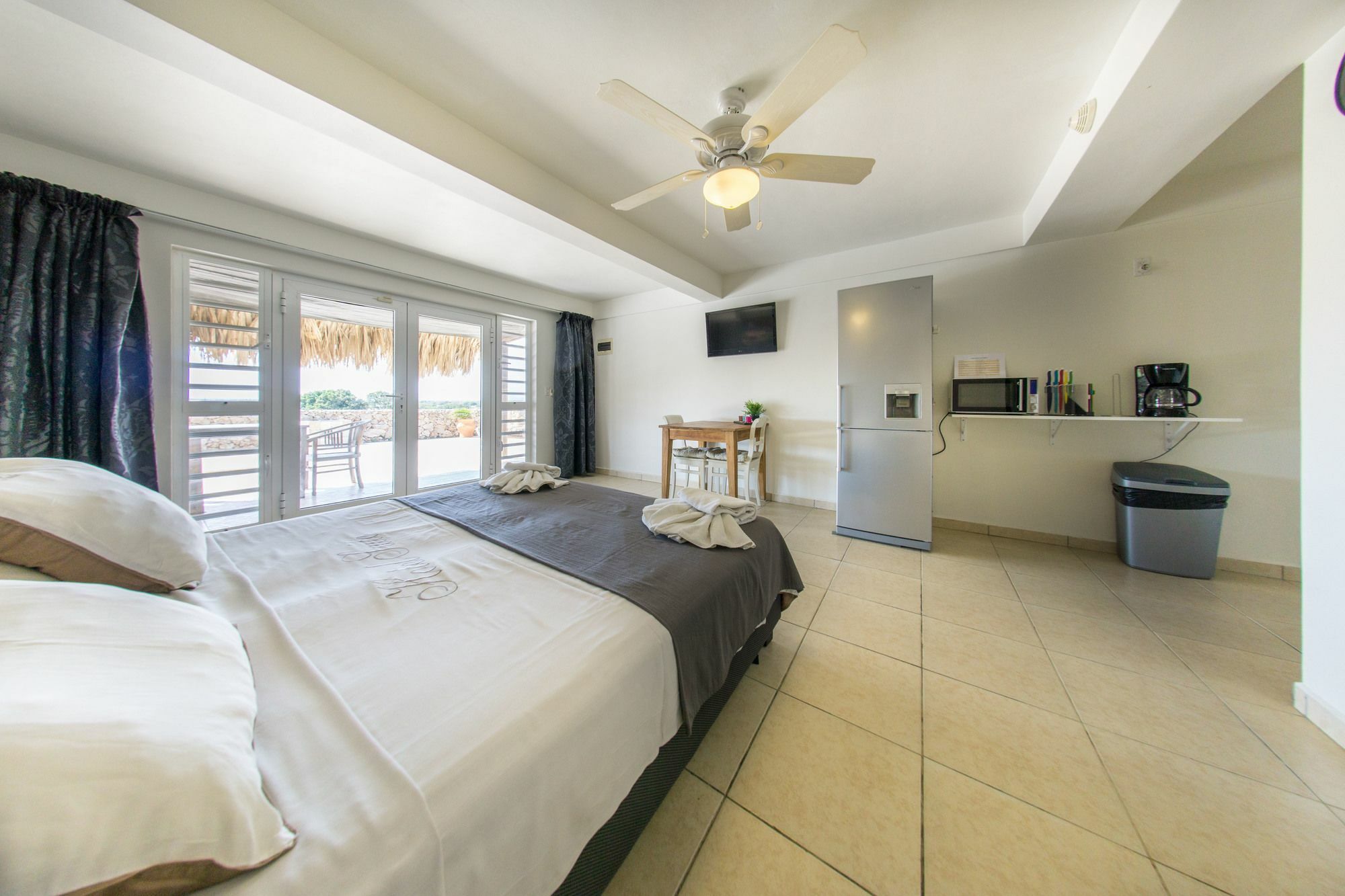Hillside Resort Bonaire Kralendijk  Exterior photo