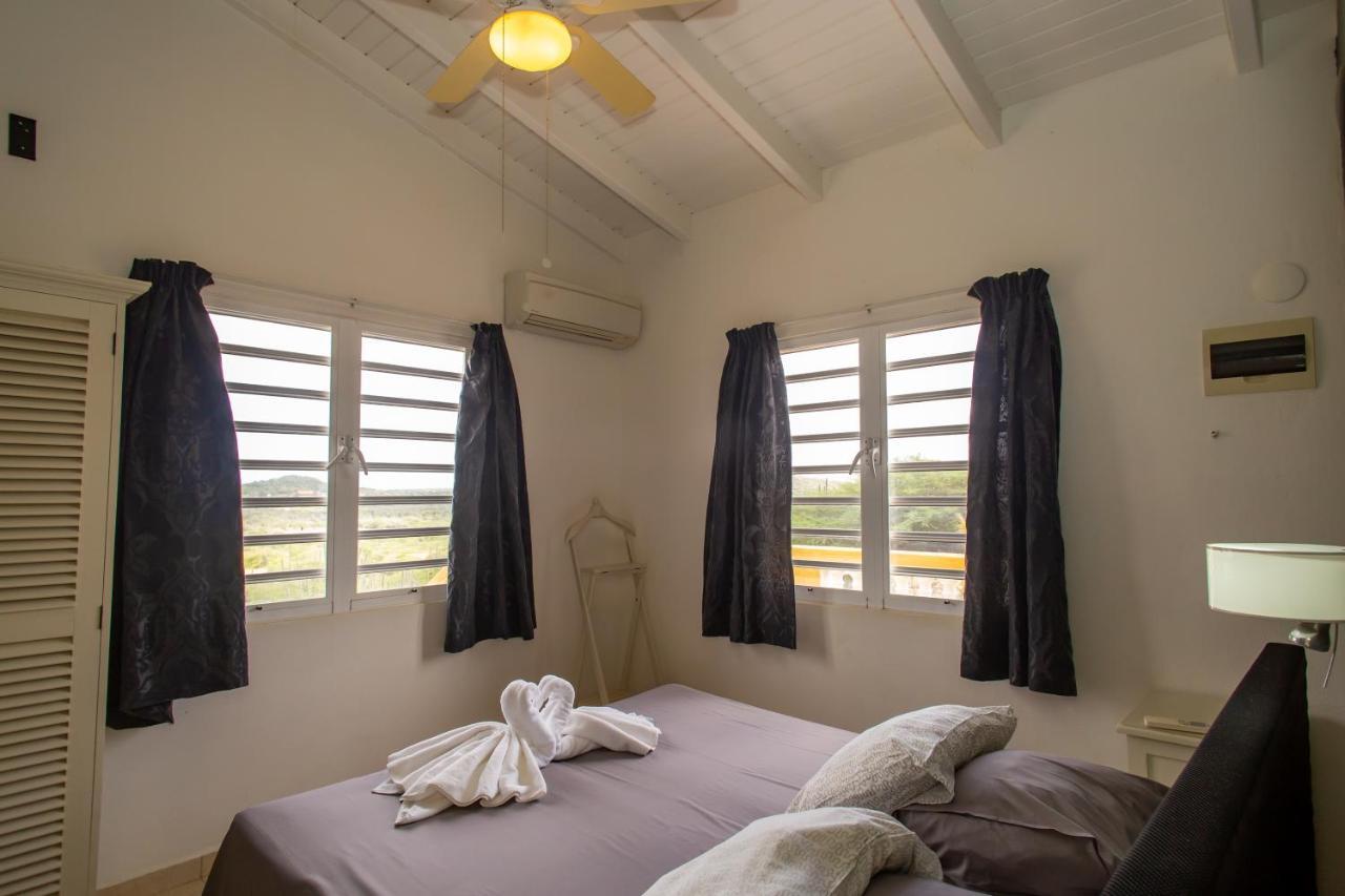 Hillside Resort Bonaire Kralendijk  Exterior photo